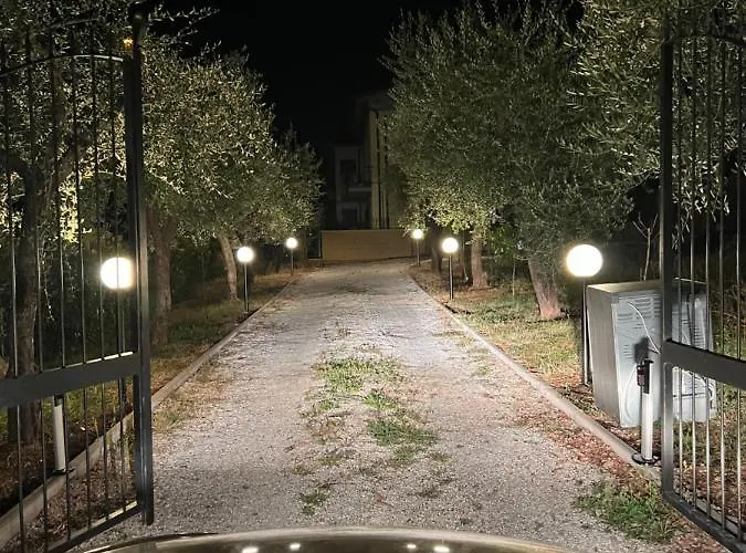 Rustic Tuscan Retreat With Vintage Charm - Casa Tre Fontane * Monsummano Terme